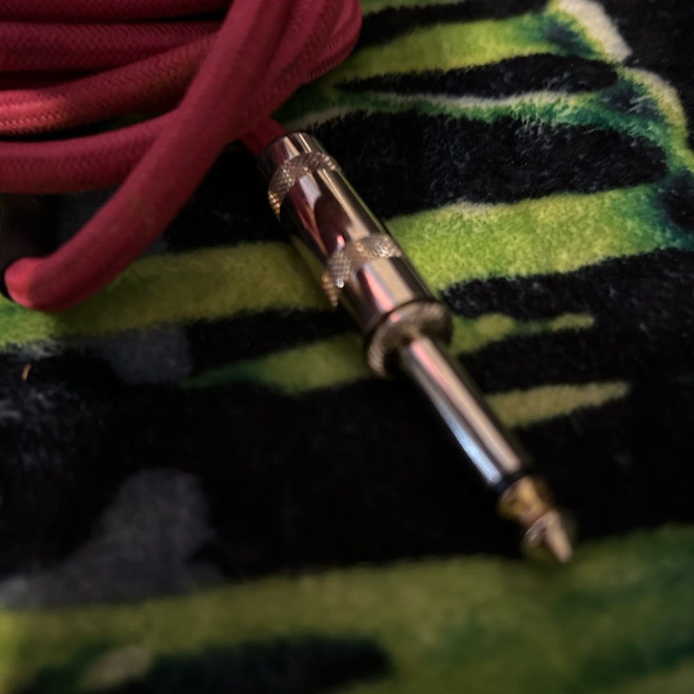 Pink Audio Cable - Picture 2 of 2